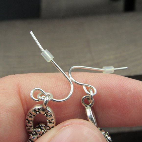Silver Tone Interlocking Pattern Dangle Earrings - Picture 3 of 6
